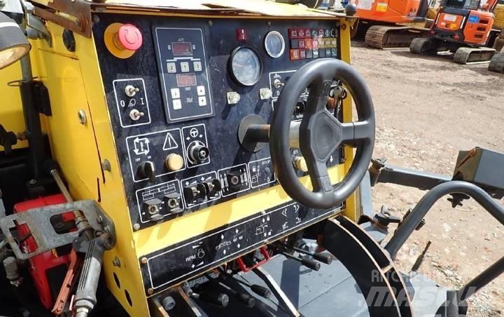 Bomag BF 223 C Asfaltafwerkmachines