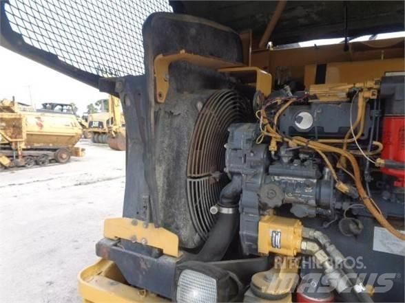 CAT PS-150C Bandenwalsen