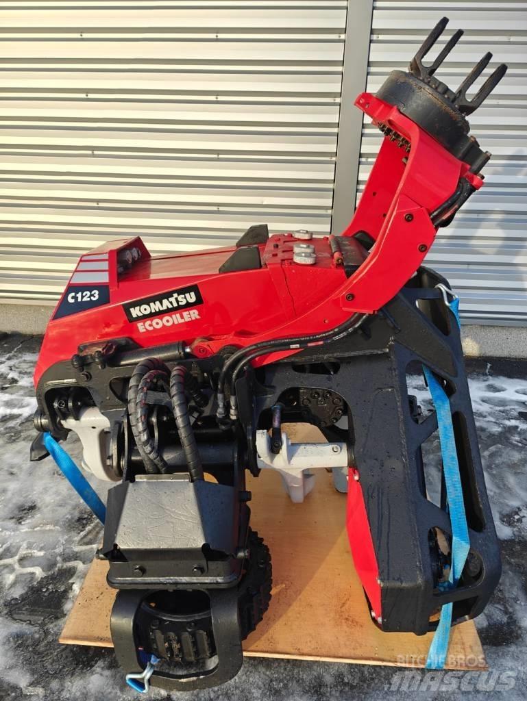 Komatsu C 123 Boomvelkoppen