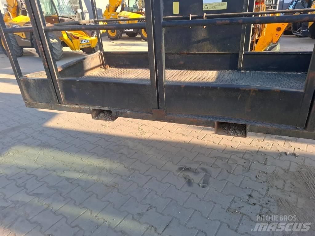 JCB kosz narzędziowy Overige componenten
