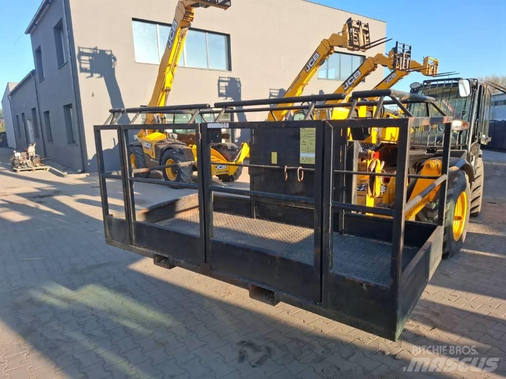 JCB kosz narzędziowy Overige componenten