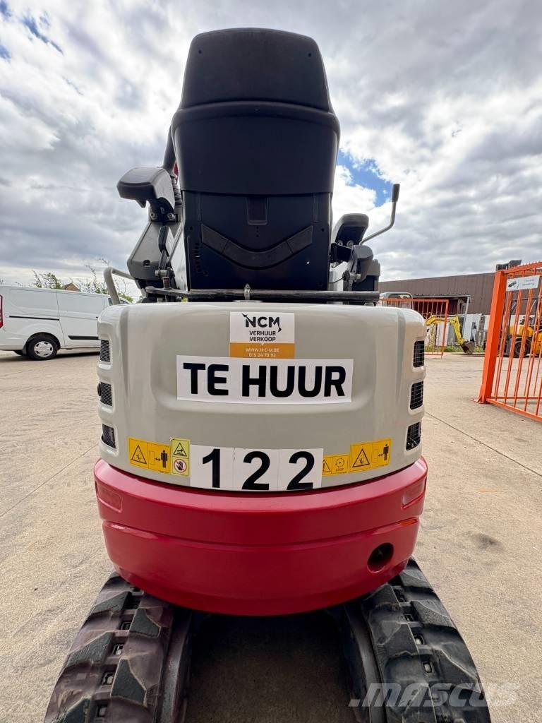 Takeuchi TB 217 R Minigraafmachines < 7t