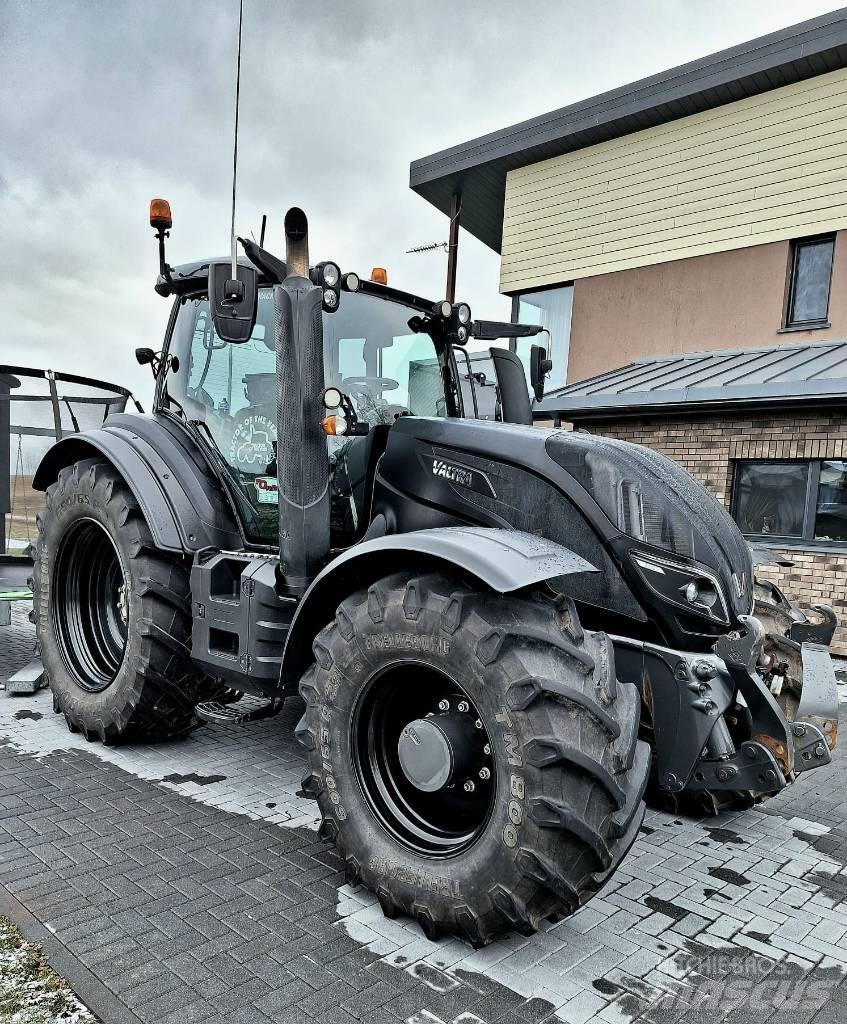 Valtra T 254 Tractoren