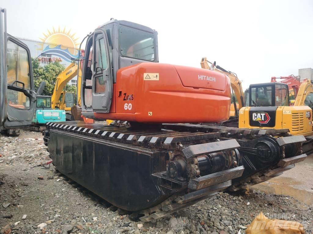 Hitachi ZX 60 Amfibische graafmachines
