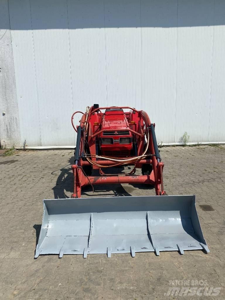Mitsubishi MT33+tur Compacttrekkers