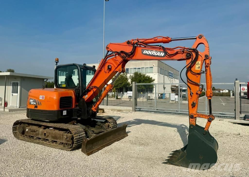Doosan DX 80 R Midigraafmachines 7t - 12t