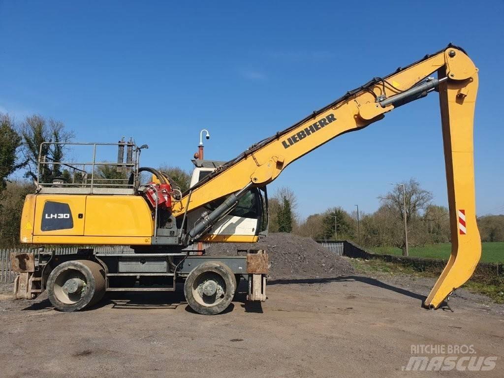 Liebherr LH 30 Waste / industry handlers