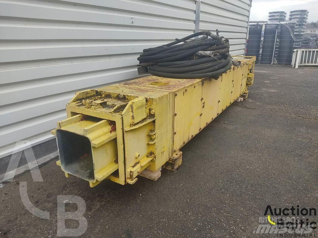 Delmag HB 30 Pijpenleggers