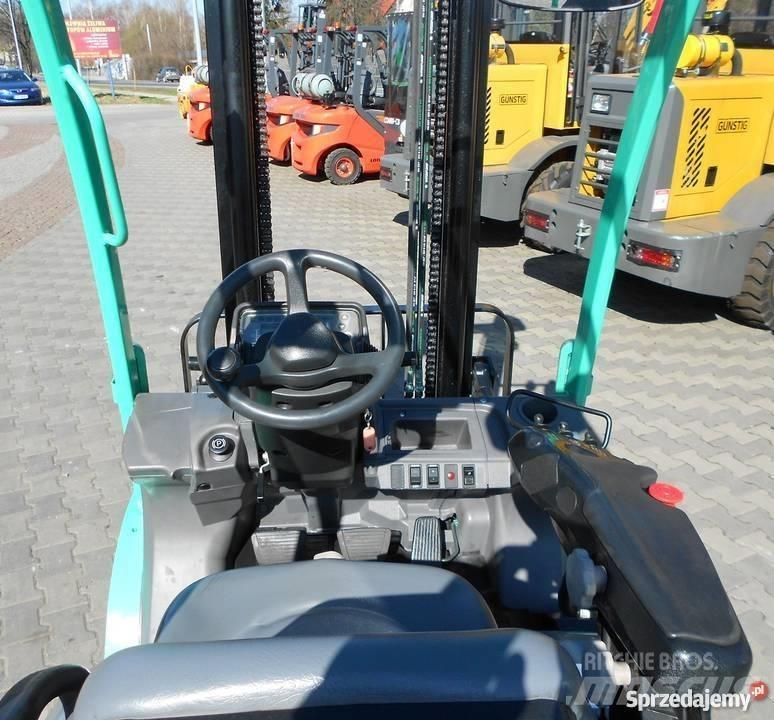 Mitsubishi FG25N LPG heftrucks