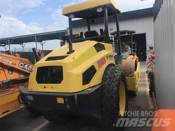 Bomag BW177D-5 Trilrolwalsen