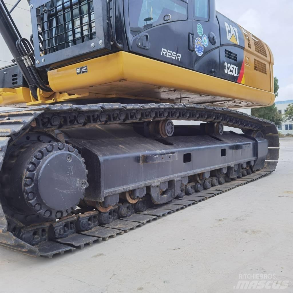 CAT 325D Rupsgraafmachines