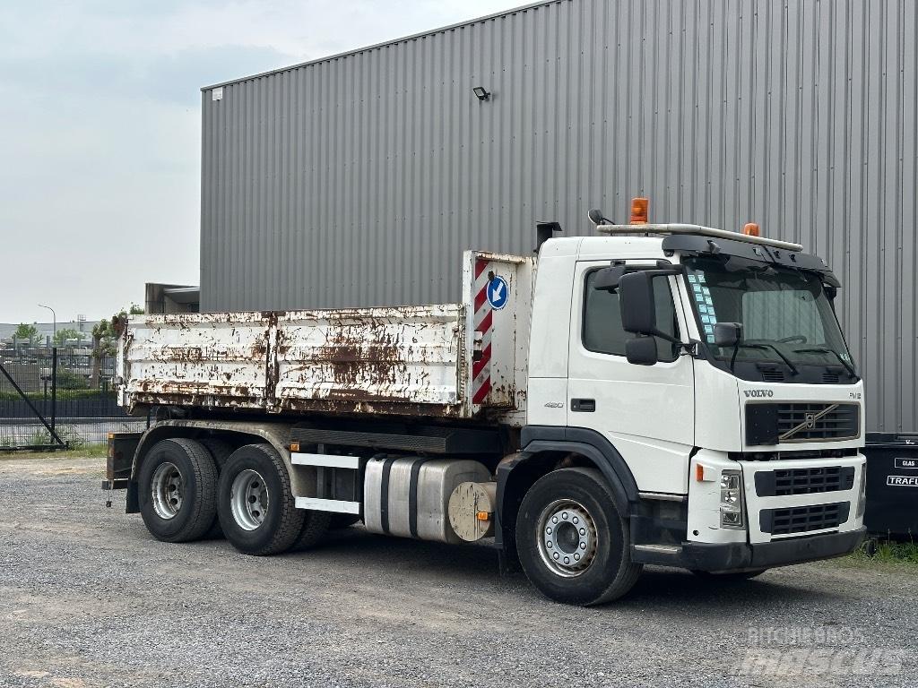 Volvo FM 12 420 Vrachtwagen met containersysteem