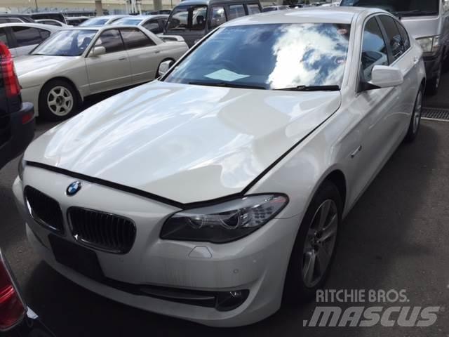 BMW 528i Auto's
