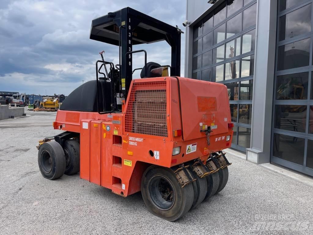 Dynapac CP 142 Bandenwalsen