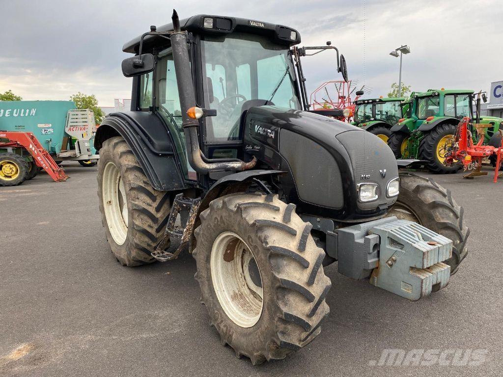 Valtra N92 HITECH Tractoren