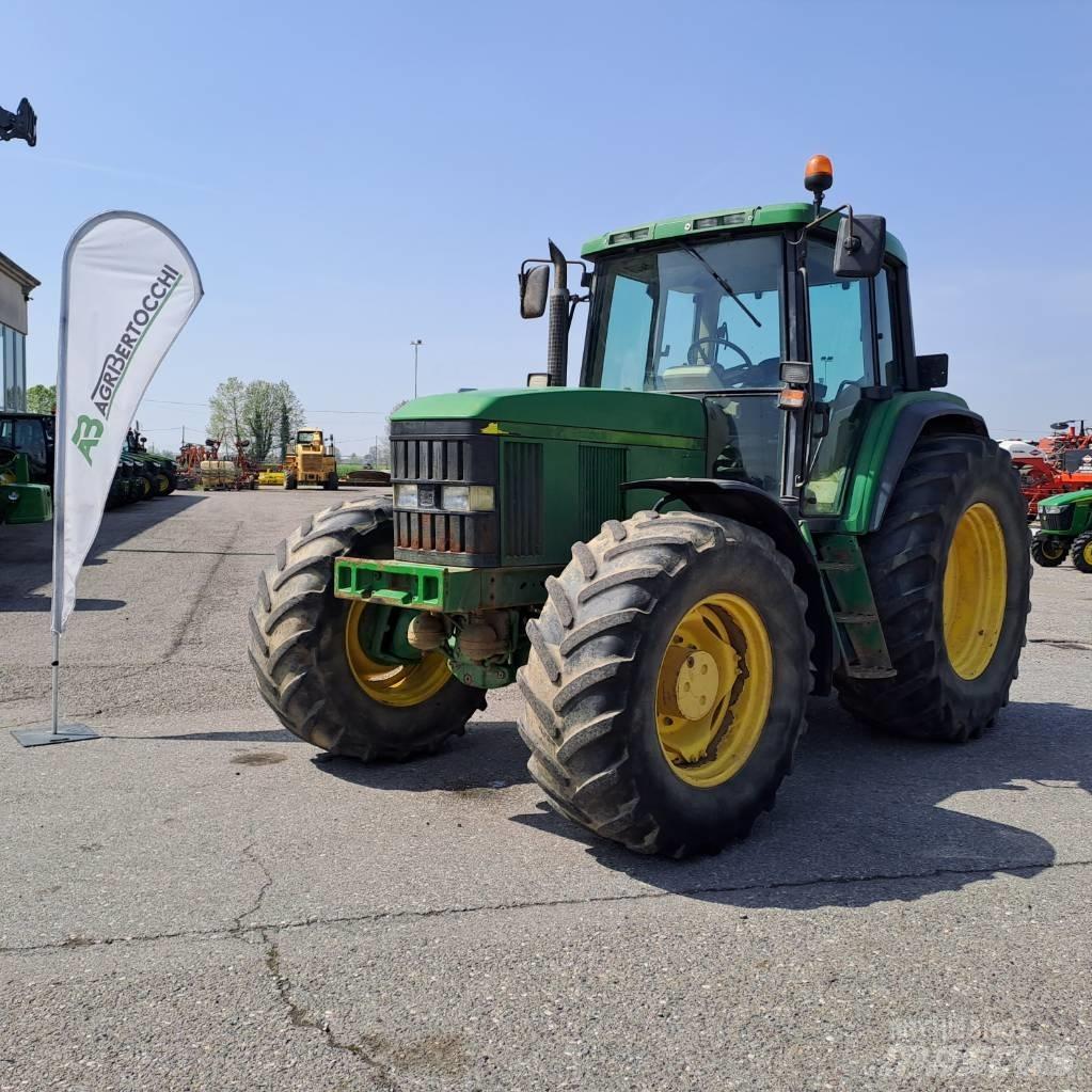 John Deere 6910 Tractoren