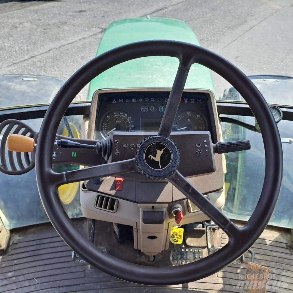 John Deere 6910 Tractoren