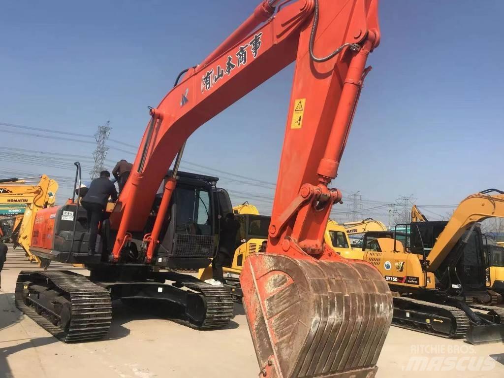 Hitachi 240-3 Rupsgraafmachines