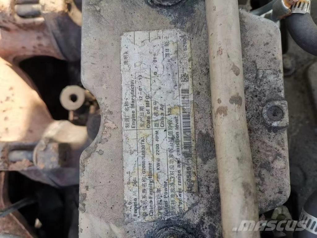 Hyundai 305-9 Rupsgraafmachines