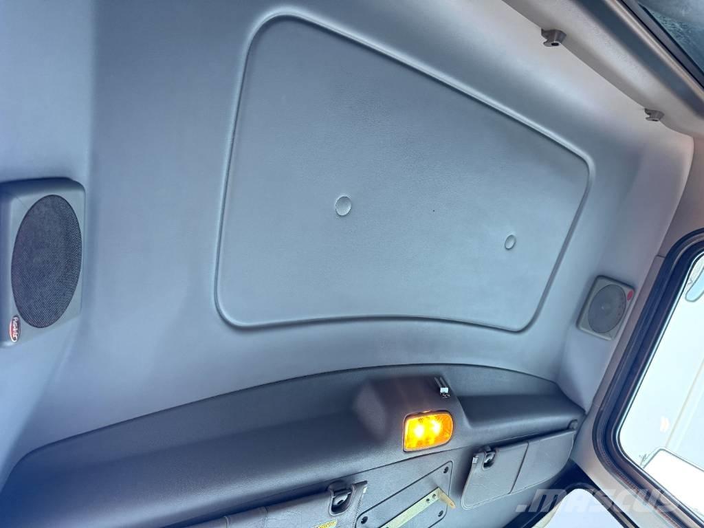 Peterbilt 348 Kipper