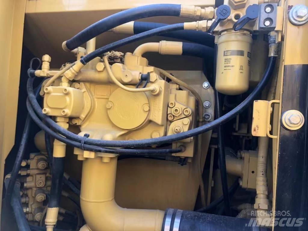 CAT 318C Rupsgraafmachines