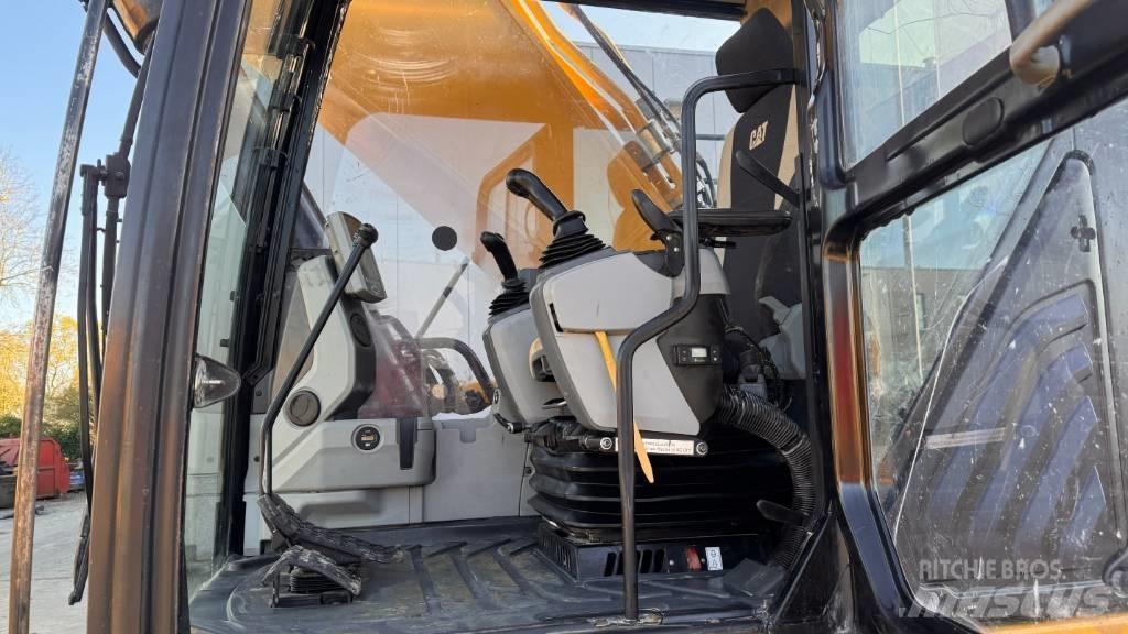 CAT 352 F Rupsgraafmachines