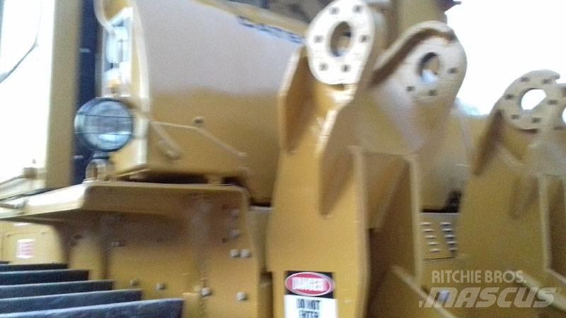 CAT D9G Rupsdozers