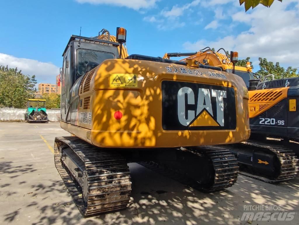 CAT 320D2 Rupsgraafmachines