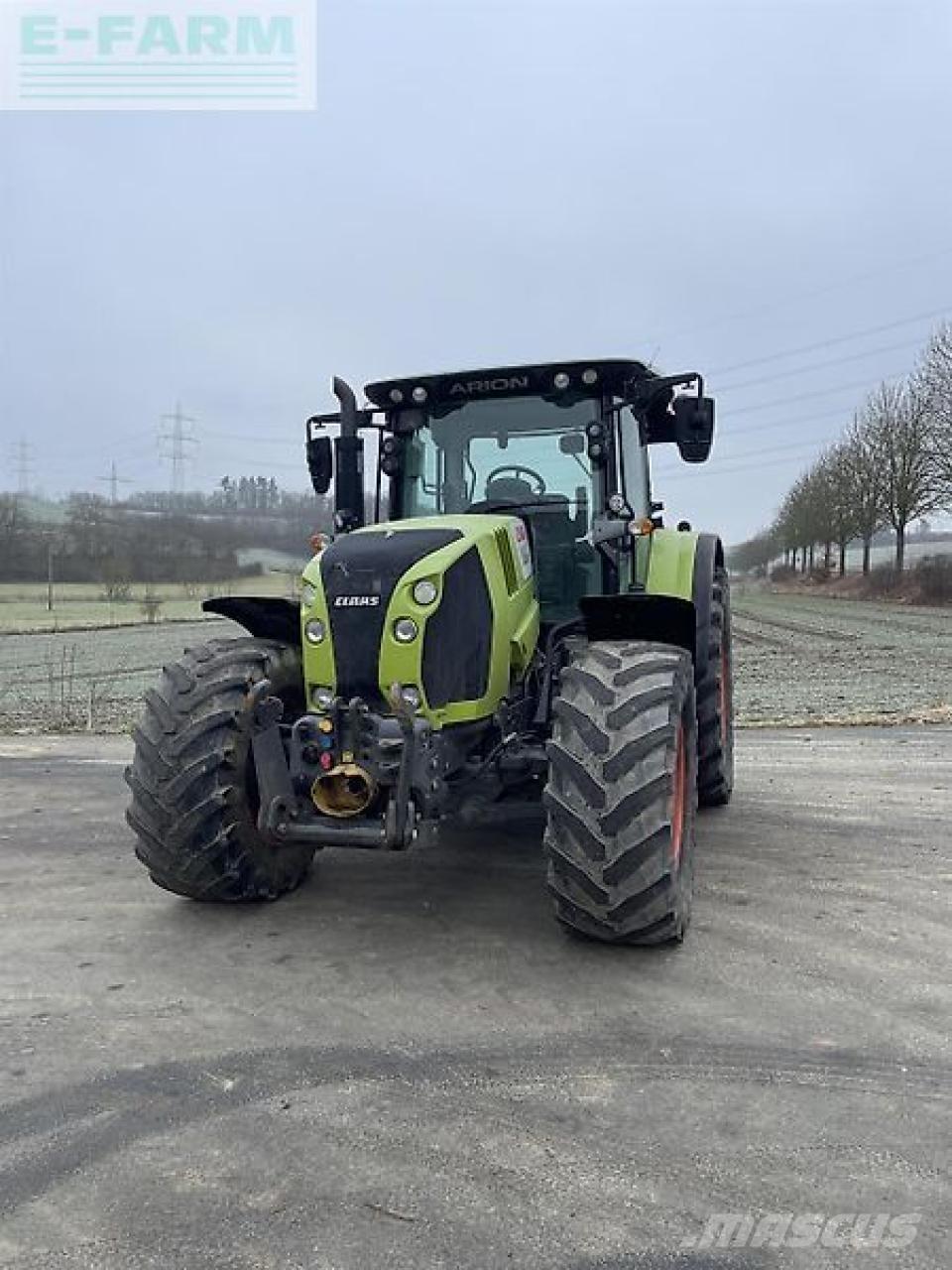 CLAAS arion 650 Tractoren