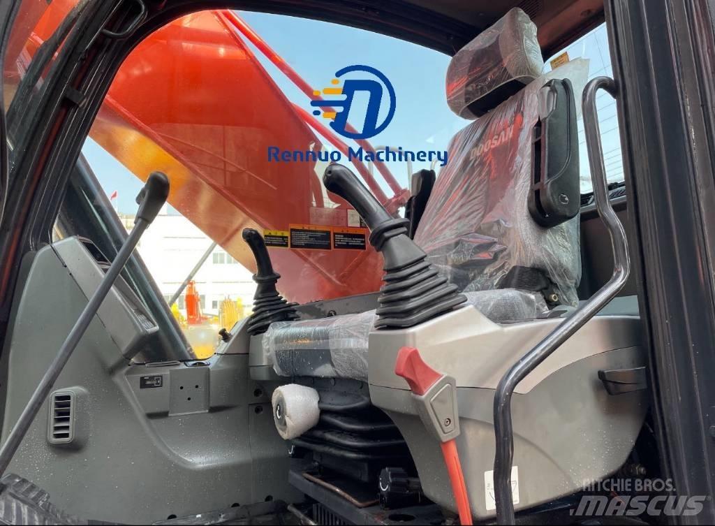 Doosan DX 300 Rupsgraafmachines