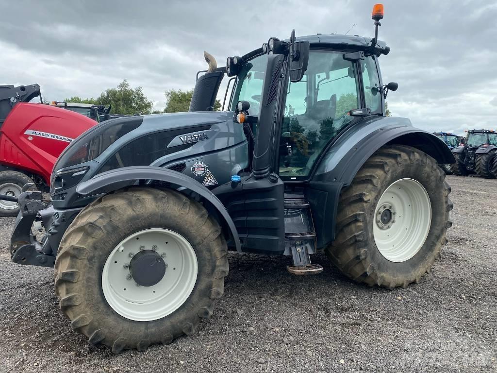 Valtra T 174EA Tractoren