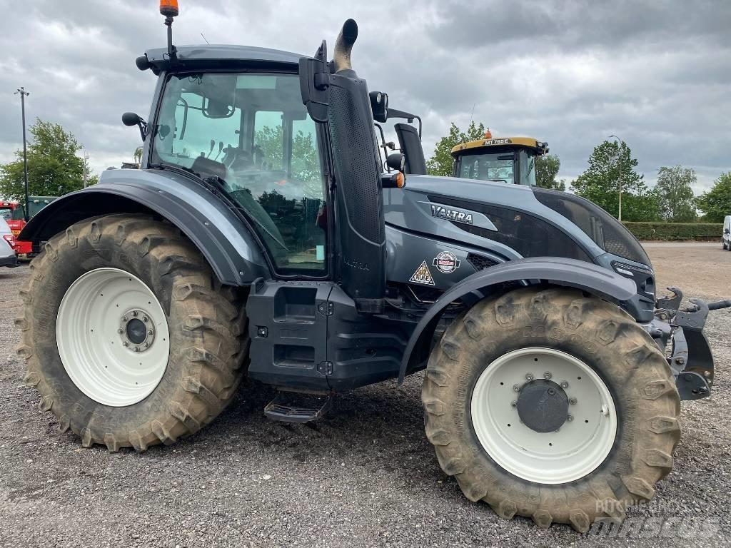 Valtra T 174EA Tractoren