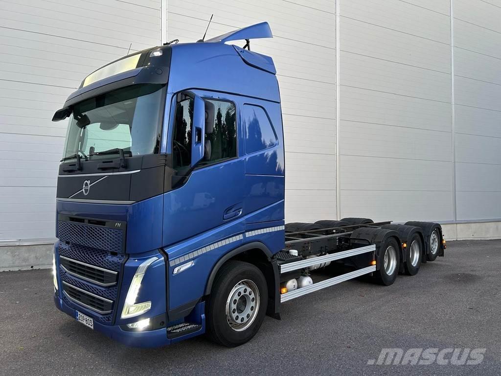 Volvo FH Chassis met cabine
