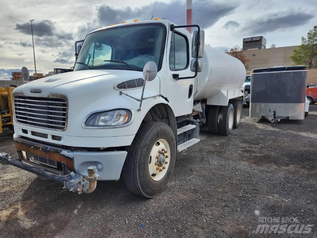 Freightliner M2-106 Water tankwagens