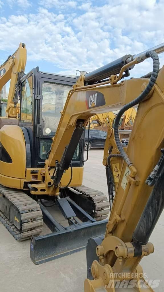CAT CAT302D Rupsgraafmachines