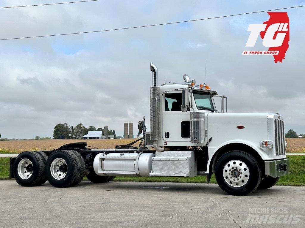 Peterbilt 388 Trekkers