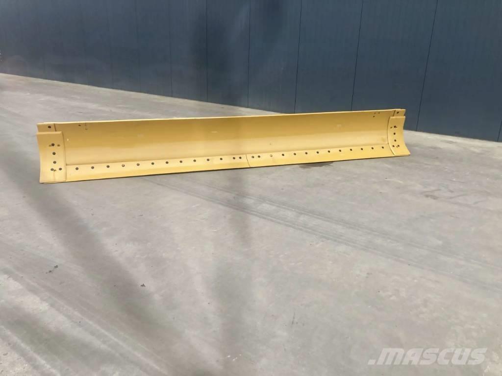 CAT 160M3 Moldboard Bladen