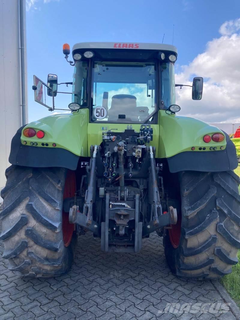 CLAAS AXION 840 Tractoren