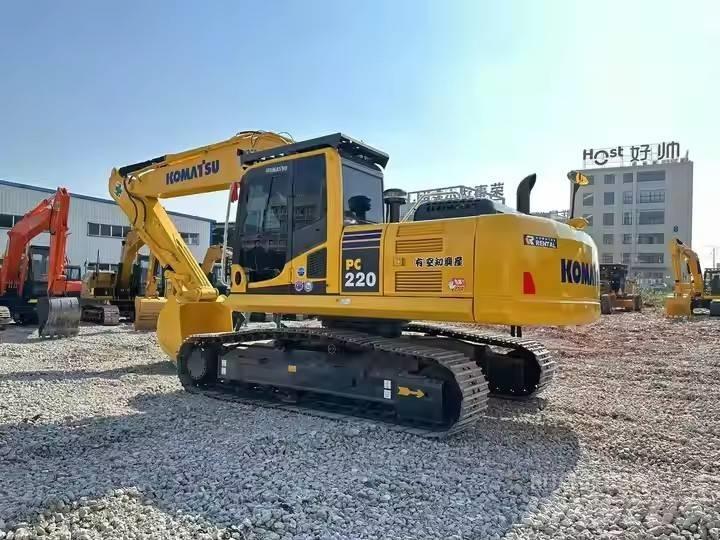 Komatsu PC 220 Rupsgraafmachines