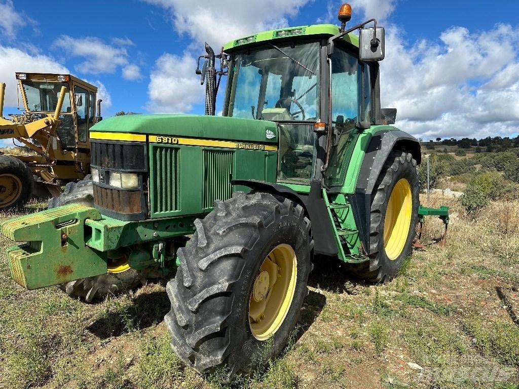 John Deere 6810 Tractoren