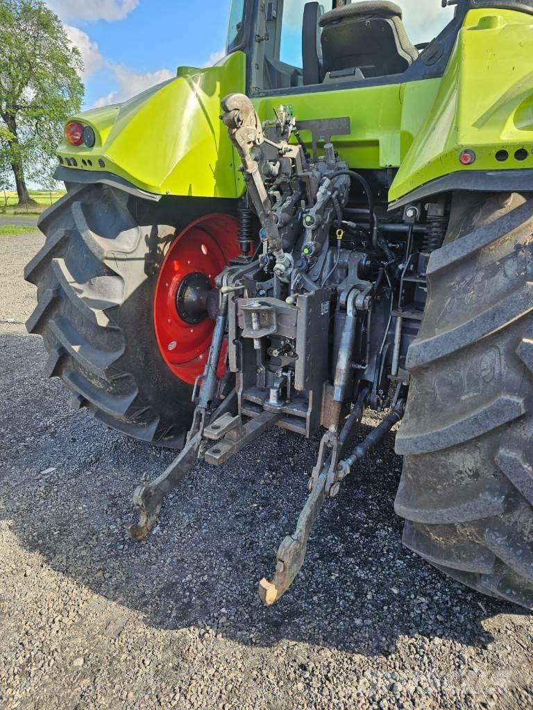CLAAS ARION 630 CIS Tractoren