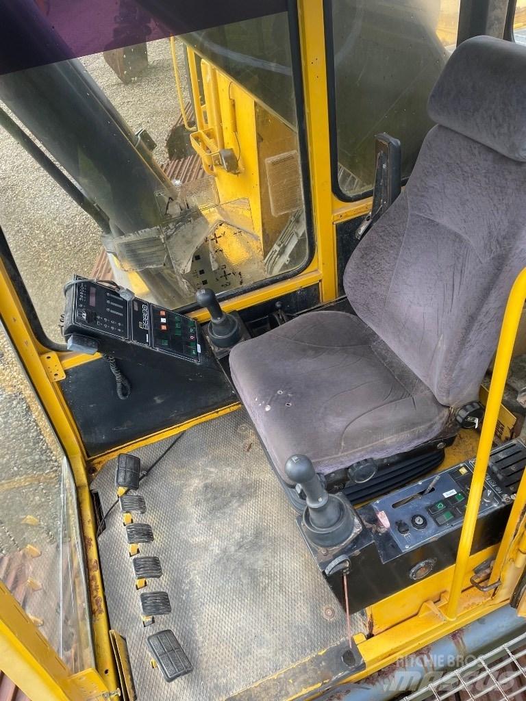 Volvo EC450 Rupsgraafmachines