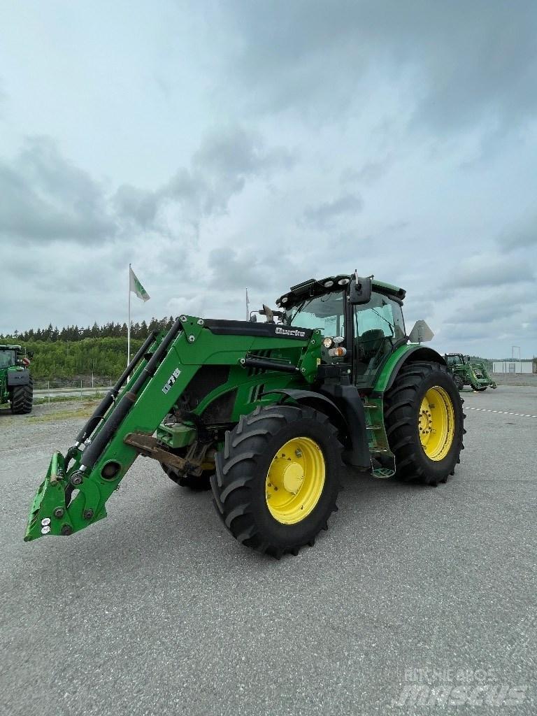 John Deere 6210 R Tractoren