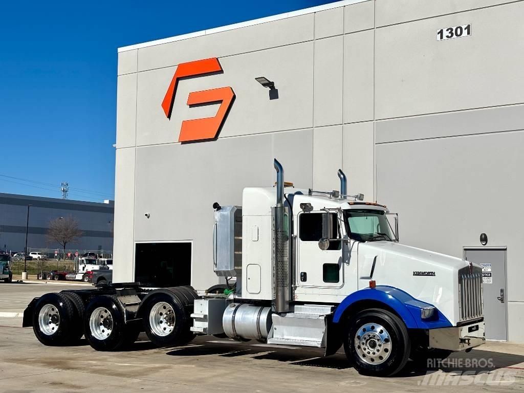 Kenworth T 800 Trekkers
