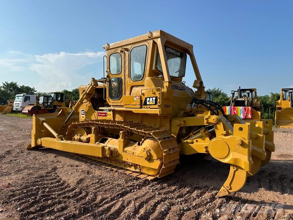 CAT D7G Rupsdozers