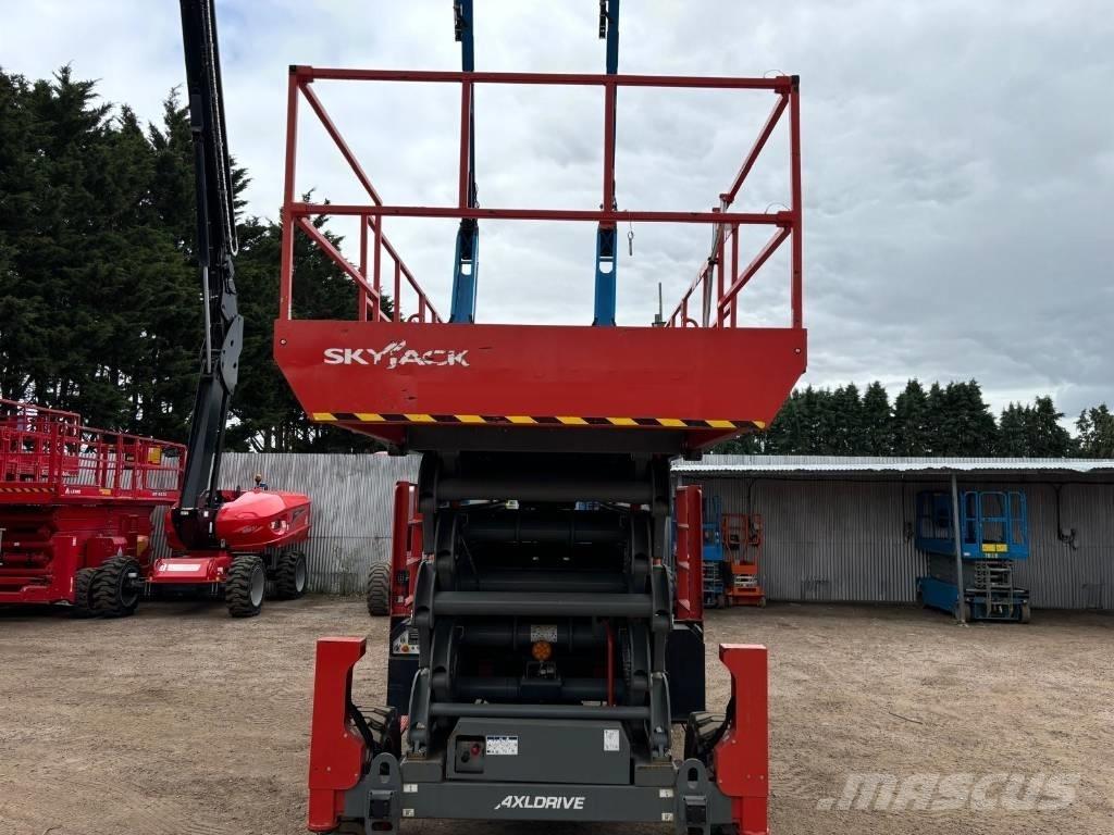 SkyJack SJ 9664 RT Schaarhoogwerkers