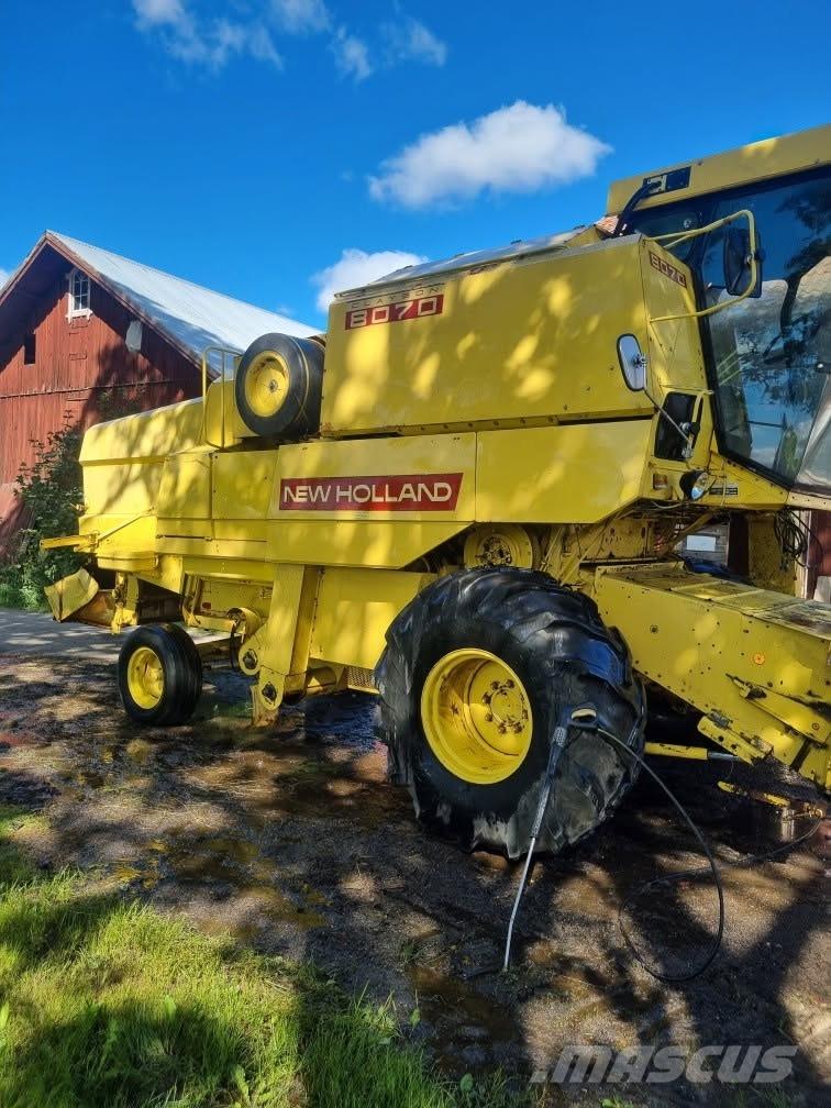 New Holland 8070, 20” Maaidorsmachines