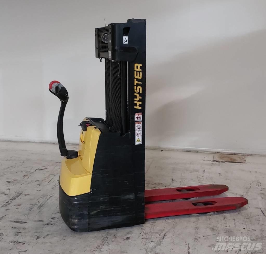 Hyster S 1.0 Stapelaar meeloop