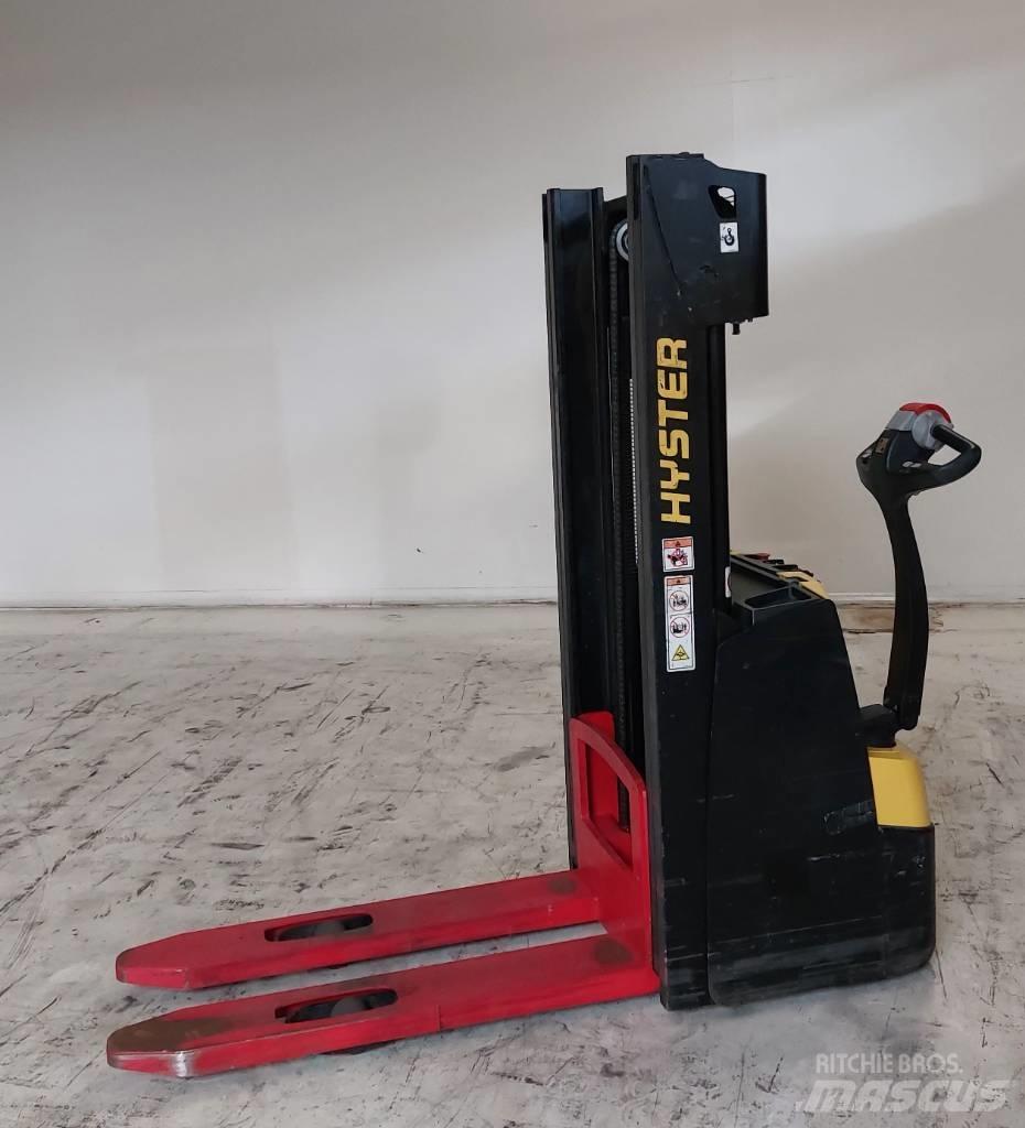 Hyster S 1.0 Stapelaar meeloop