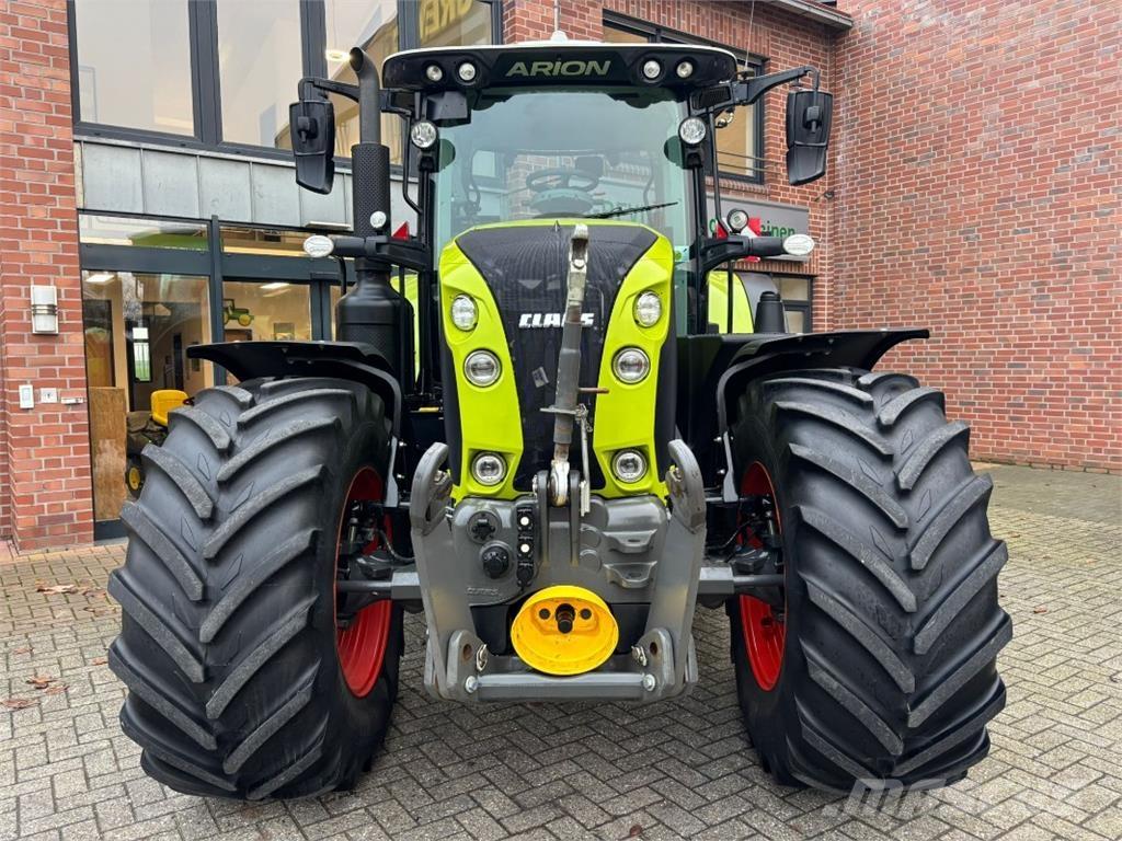 CLAAS Arion 660 Tractoren